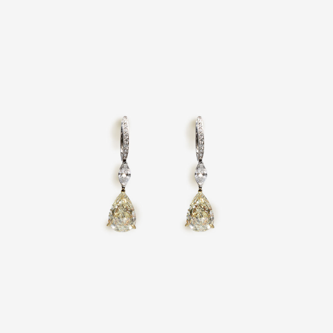 PEAR SHAPE FANCY DIAMONDS