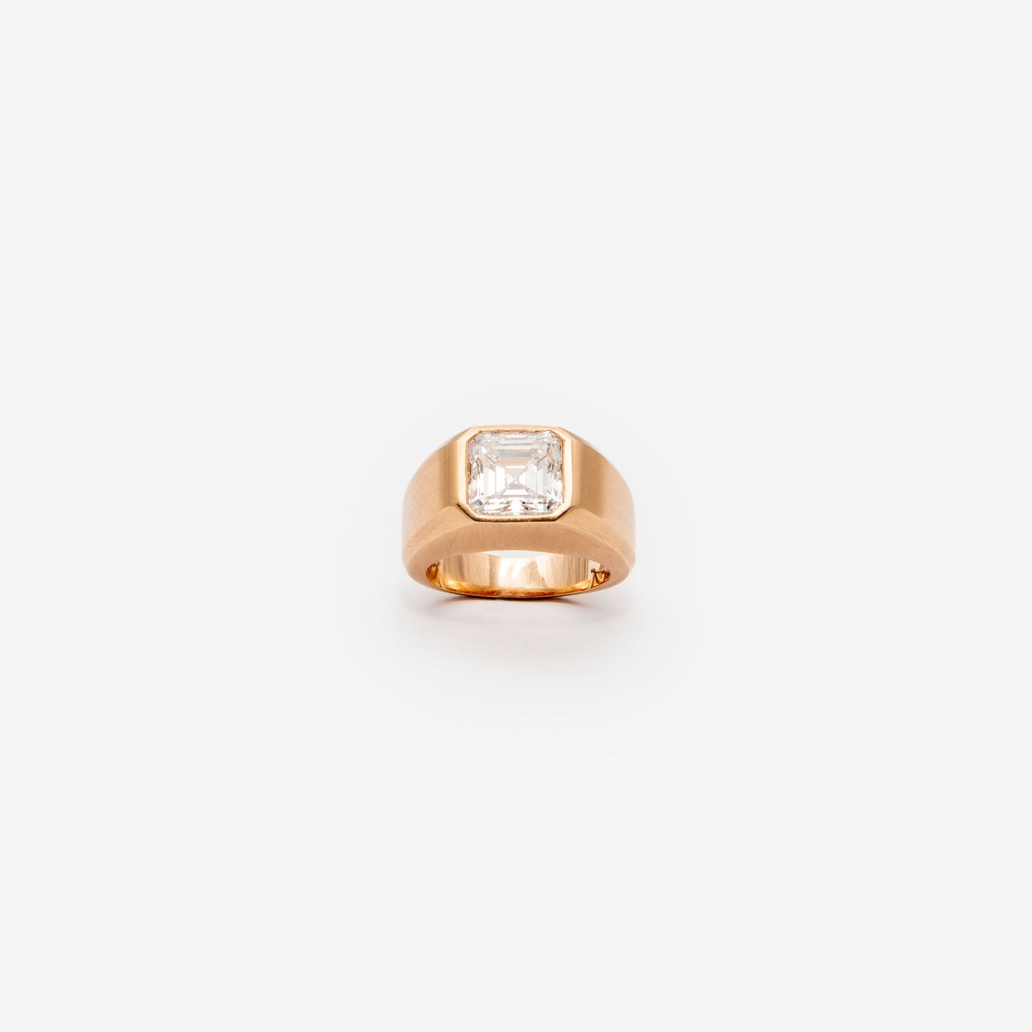 ANELLO IN ORO CON DIAMANTE ASSCHER