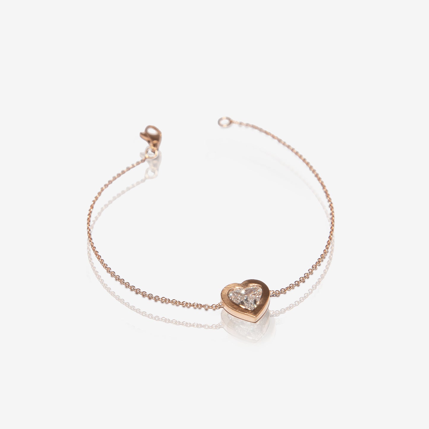 BRACCIALE CON DIAMANTE A CUORE