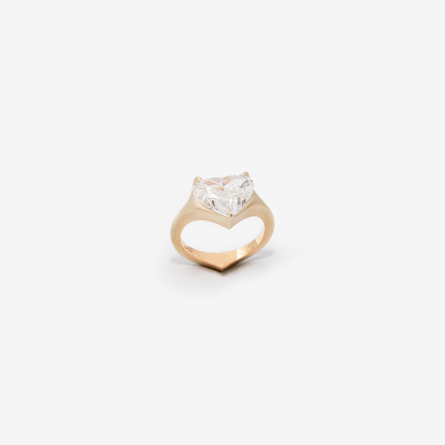 ANELLO CON DIAMANTE TAGLIO CUORE