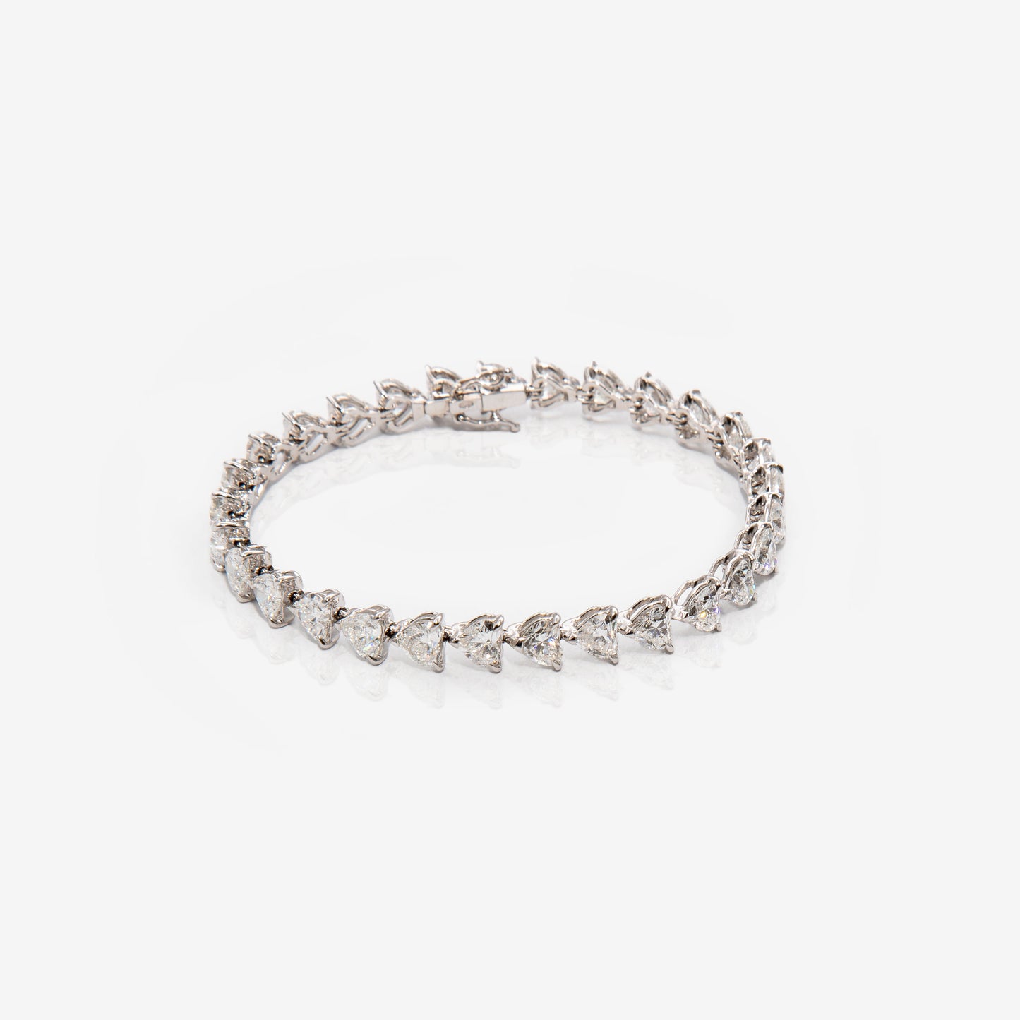Bracciale di diamanti taglio cuore