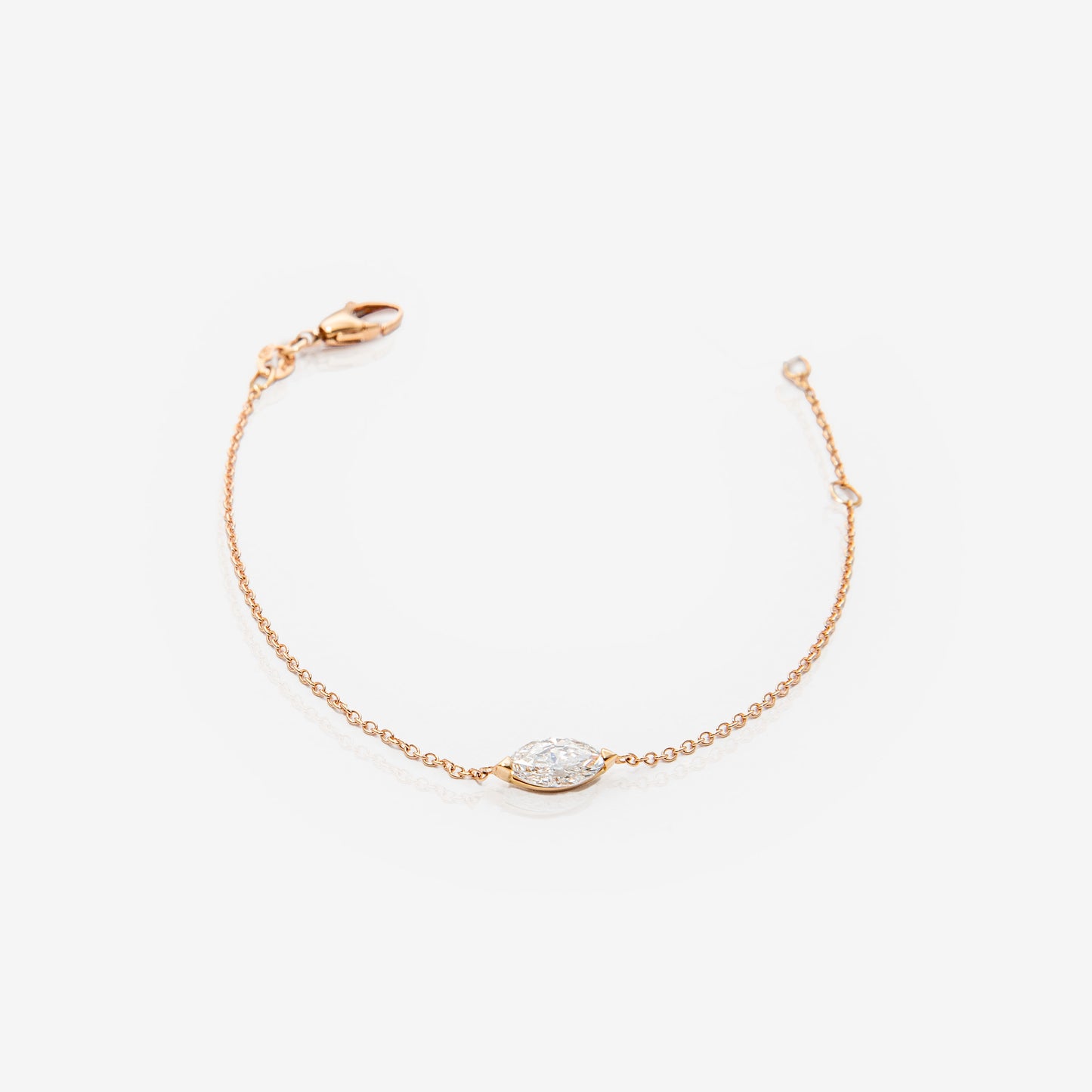 BRACCIALE CON DIAMANTE CENTRALE TAGLIO MARQUISE
