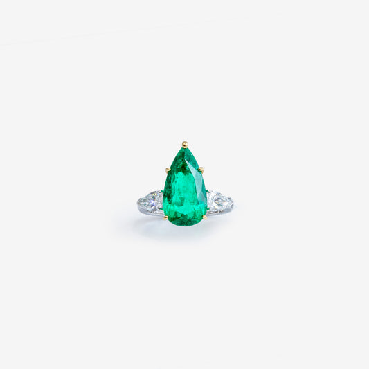 ANELLO CON SMERALDO A GOCCIA