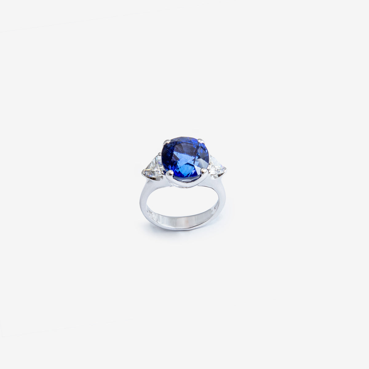 ANELLO ZAFFIRO OVALE