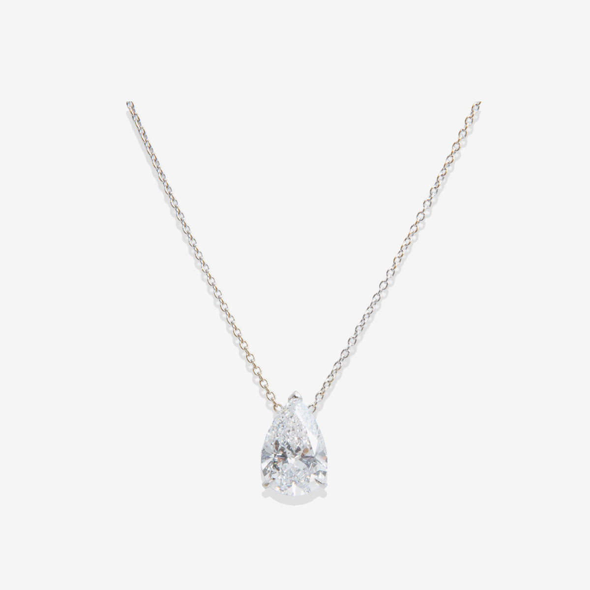 GIROCOLLO CON DIAMANTE A GOCCIA