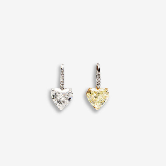 Orecchini con diamanti taglio a cuore bicolori