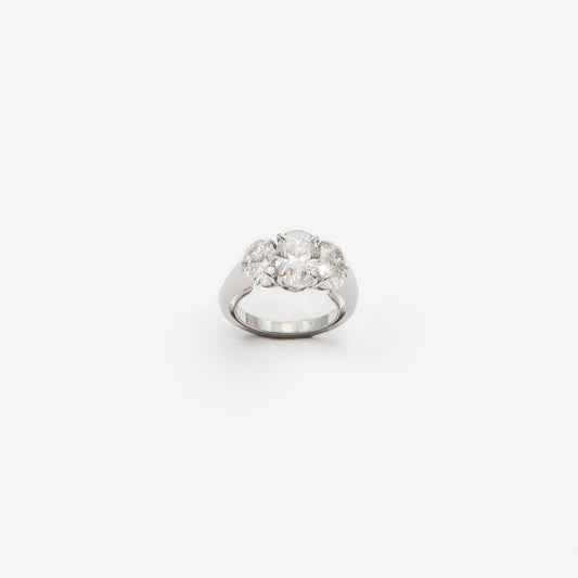 Anello trilogy con diamanti ovali