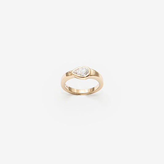 ANELLO CON DIAMANTE A GOCCIA